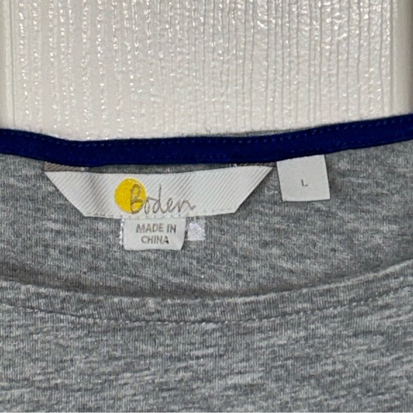 Boden Gray Tee w/ Striped Sleeve Detail✨ - Picture 3 of 5